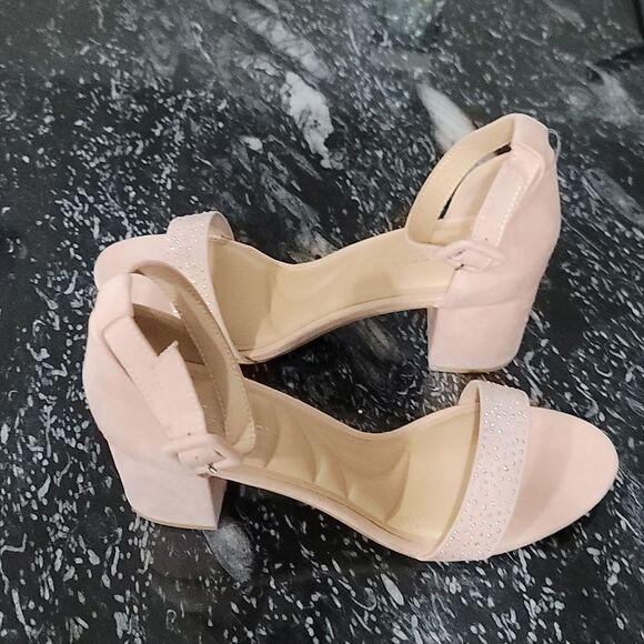 BRAND NEW CL BY LAUNDRY RHINESTONE ADJUSTABLE ANKLE STRAP BLOCK HEEL SANDAL - Picture 5 of 16